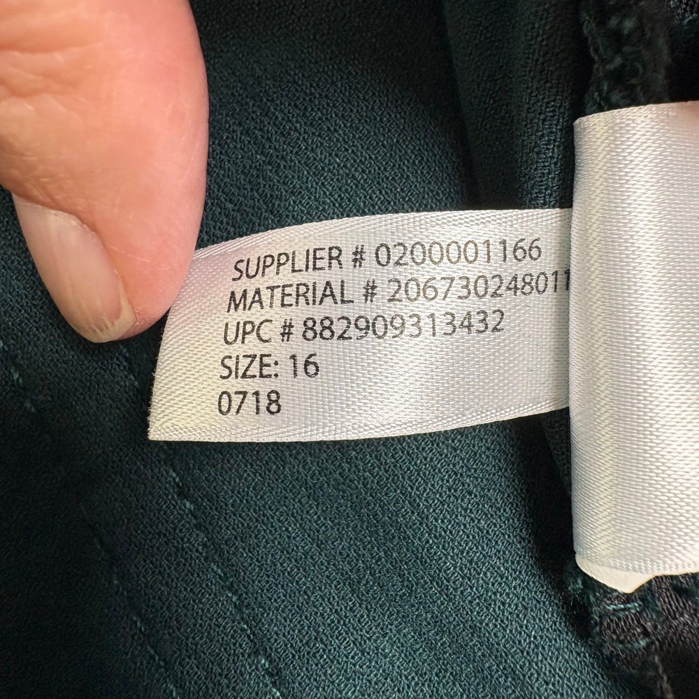 Chaps Fit Shape Sculpt Green Corduroy Straight Leg Mid Rise Pants Womens 16 NWT - Picture 14 of 15